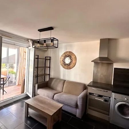 Charming With Superb Terrace - Vallauris