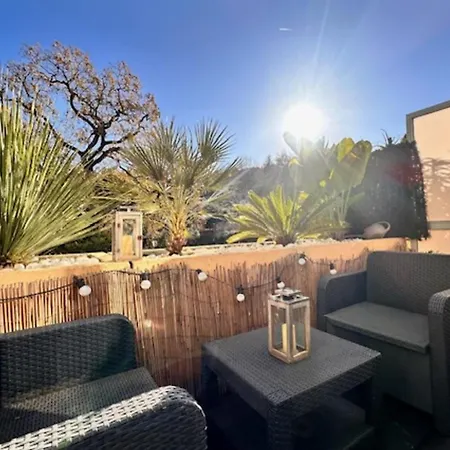 Apartment Charming With Superb Terrace -